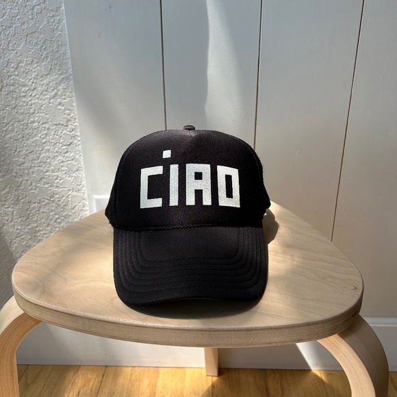 Clare V Accessories - Clare V ciao trucker hat like new!!
